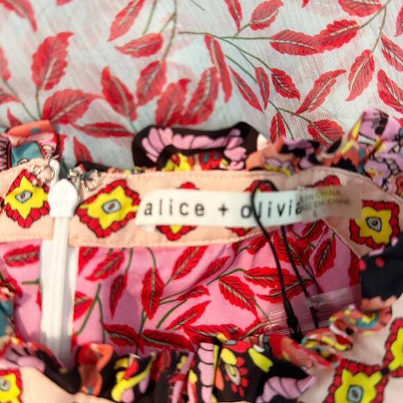 Alice and Olivia Kathy Ruffled Mini Sheath Dress Size US 6  Meadow Magic - Picture 3 of 15